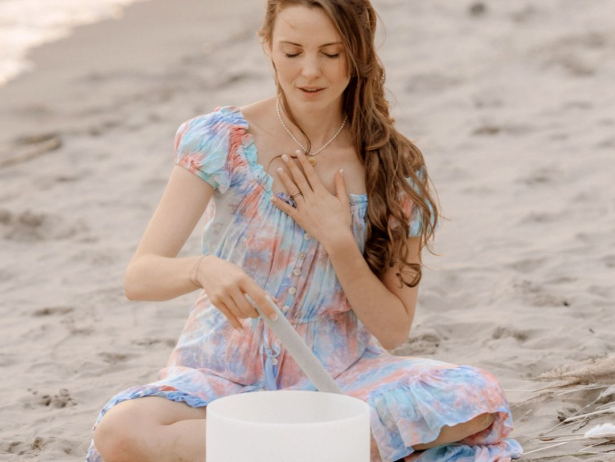 Clara Fink - Stimm- und Klangmystik